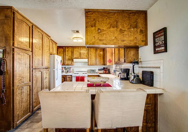 Photo 3 of Single family home for sale at 56949 Spencer Rd, Yucca Valley, CA 92284 | MLS# 219148991PS | Listing updated on 2026-06-13