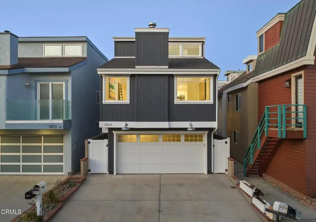 Photo 1 of Single family home for sale at 3908 Ocean Dr, Oxnard, CA 93035 | MLS# V1-36909 | Listing updated on 2026-09-18