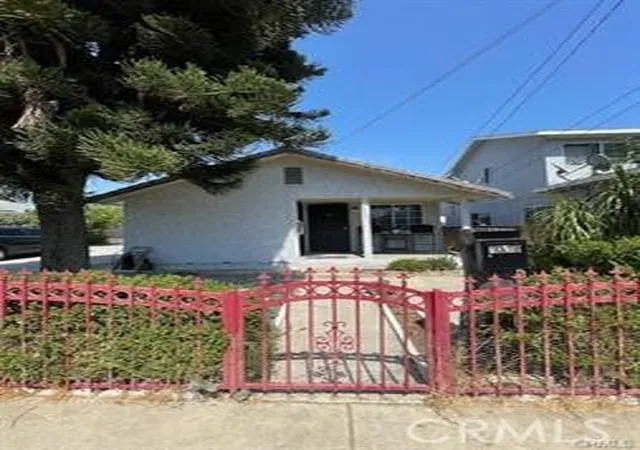 1st image of 1319 Hollister, San Fernando, CA 91340 | MLS# SR26126176