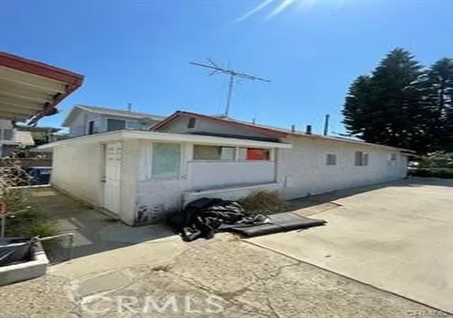 9th image of 1319 Hollister, San Fernando, CA 91340 | MLS# SR26126176