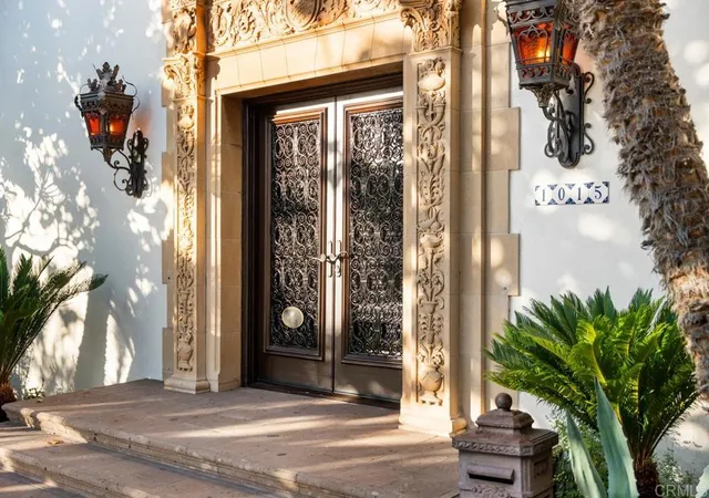 Photo 3 of Mansion for sale at 1015 Alameda Blvd, Coronado, CA 92118 | MLS# PTP2604444 | Listing updated on 2026-10-01