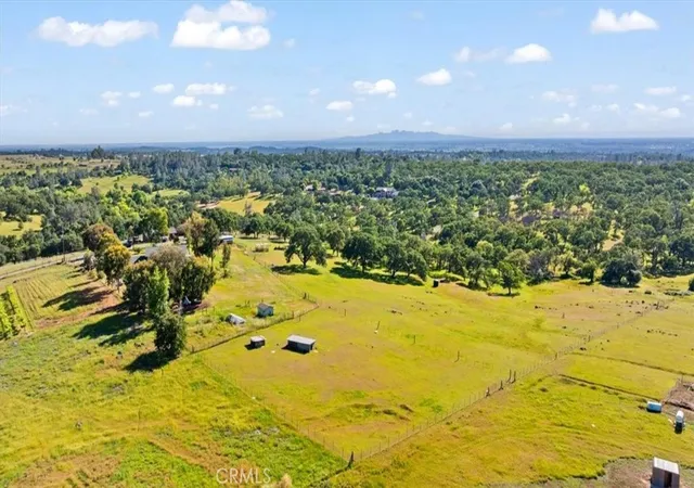 Photo 3 of Single family home for sale at 136 Bryden, Oroville, CA 95966 | MLS# OR26126127 | Listing updated on 2026-09-08