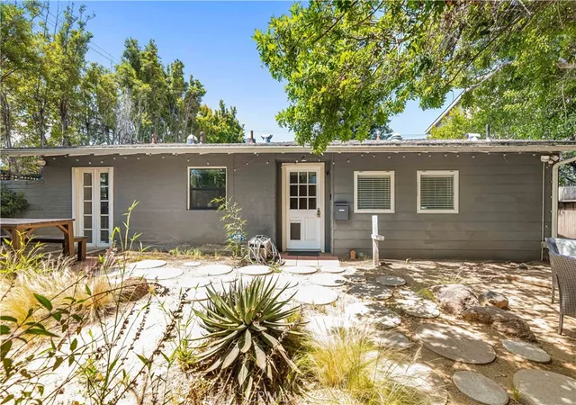 Photo 3 of Single family home for sale at 2361 Pelham, Los Angeles, CA 90064 | MLS# PF26123249 | Listing updated on 2026-07-01