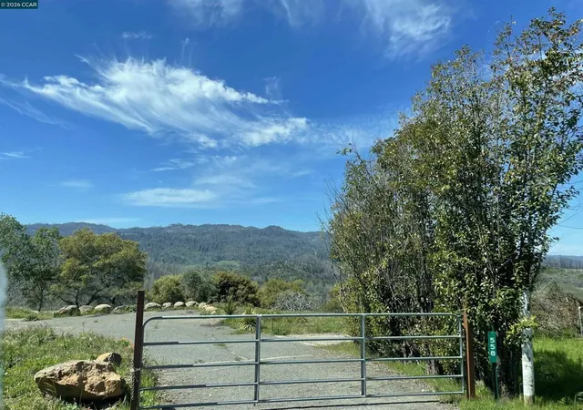 1st image of 558 Community Hall Ln, Saint Helena, CA 94574 | MLS# 41137780