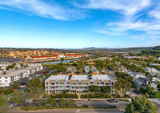 Homes for sale in Del Mar, CA | 2721 Camino Del Mar, Del Mar, CA 92014 | MLS# 260014000SD