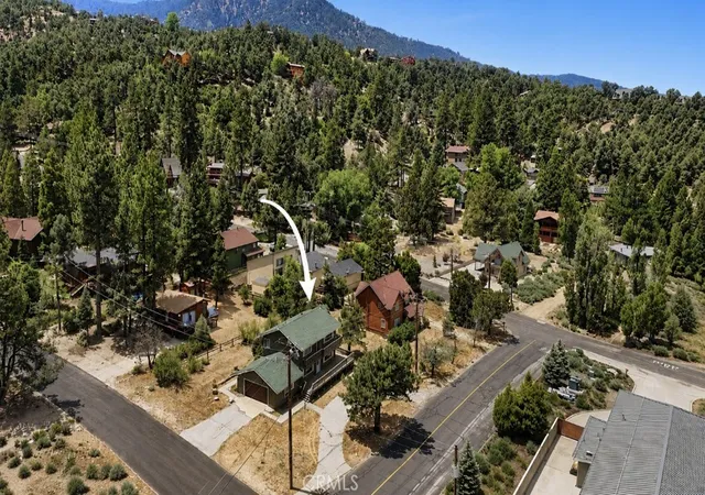 Photo 2 of Single family home for sale at 2325 Cypress, Pine Mountain Club, CA 93222 | MLS# SR26125947 | Listing updated on 2026-09-02