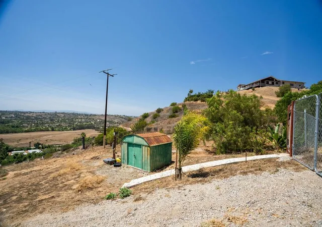4th image of 3503 Monserate Hill Rd, Fallbrook, CA 92028 | MLS# PTP2604450