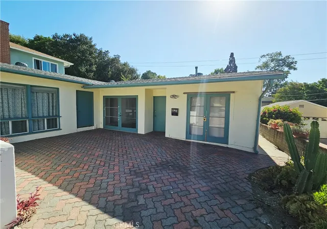 Photo 3 of Single family home for sale at 186 5th Avenue, Monrovia, CA 91016 | MLS# GD26125997 | Listing updated on 2026-06-11