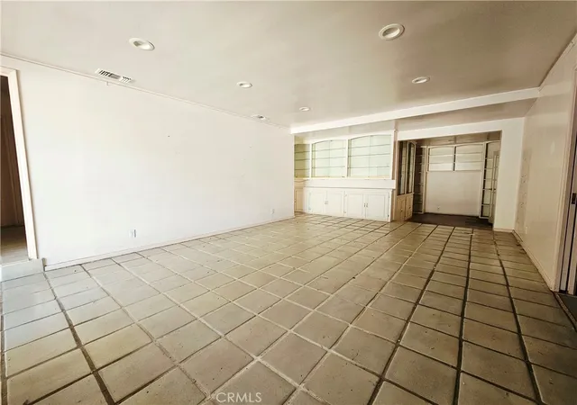 Photo 4 of Single family home for sale at 186 5th Avenue, Monrovia, CA 91016 | MLS# GD26125997 | Listing updated on 2026-06-11