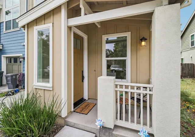 2nd image of 969 Prospect Ave, Santa Rosa, CA 95409 | MLS# ML82050446