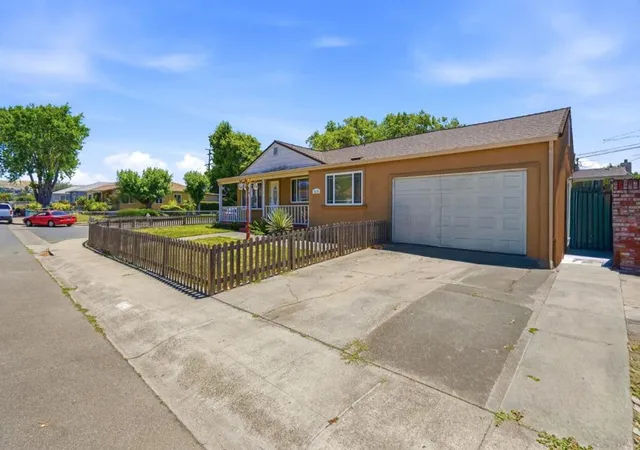 Homes for sale in Vallejo, CA | 2115 Teakwood St, Vallejo, CA 94591 | MLS# ML82049843