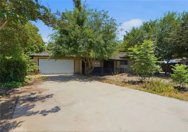 Homes for sale in Visalia, CA | 1924 S Tipton Ct, Visalia, CA 93292 | MLS# PI26122255