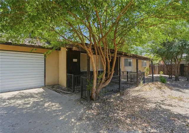 Homes for sale in Visalia, CA | 1924 S Tipton Ct, Visalia, CA 93292 | MLS# PI26122255