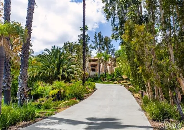 3rd image of 5 Buckskin Rd, Bell Canyon, CA 91307 | MLS# SR26071767