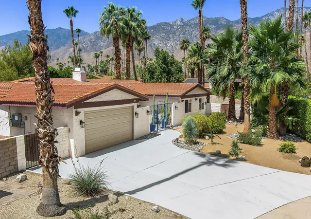 1st image of 3105 Cambridge Ct S, Palm Springs, CA 92264 | MLS# 219149024PS