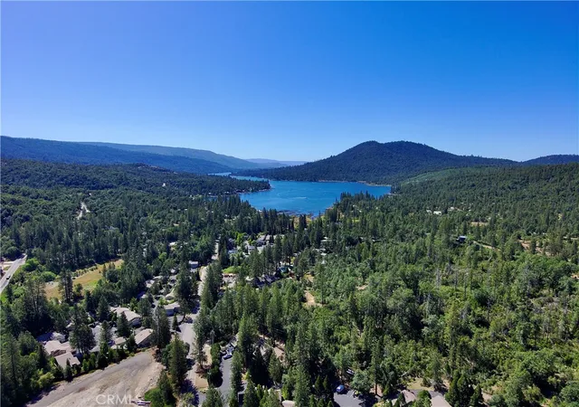 Homes for sale in Bass Lake, CA | 40596 Road 222, Bass Lake, CA 93604 | MLS# FR26126426