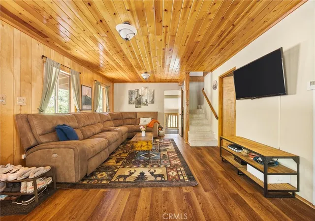 Homes for sale in Pine Mountain Club, CA | 1429 Zermatt Dr, Pine Mountain Club, CA 93222 | MLS# SR26126432