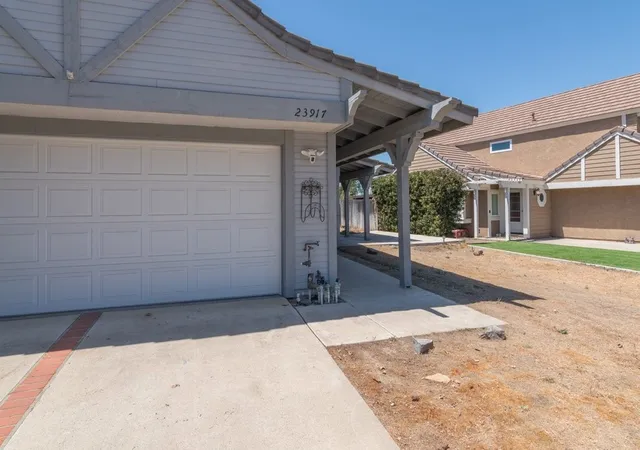 Homes for sale in Murrieta, CA | 23917 Five Tribes Trail, Murrieta, CA 92562 | MLS# SW26122954