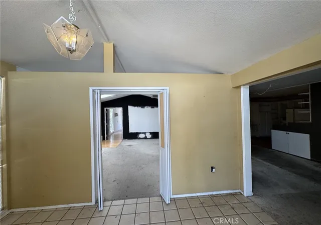 Homes for sale in Hemet, CA | 140 San Carlos Dr, Hemet, CA 92543 | MLS# IV26126477