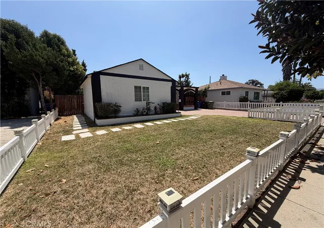 Homes for sale in Reseda, CA | 6654 Capps Ave, Reseda, CA 91335 | MLS# CV26112921