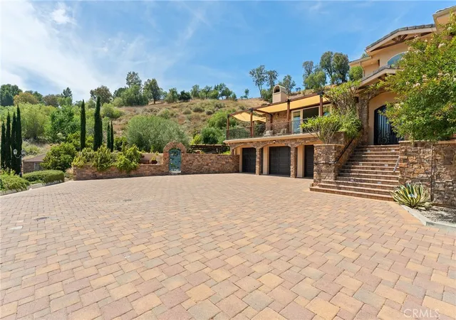 Homes for sale in Agoura Hills, CA | 6029 Fairview, Agoura Hills, CA 91301 | MLS# SR26125950