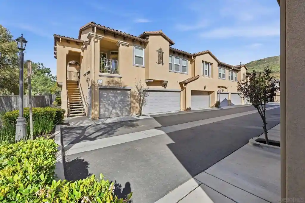 Listing Photo 1 - Condo for sale in 11149 Catarina Ln located at 11149 Catarina Ln, San Diego, CA 92128 - Unit #82