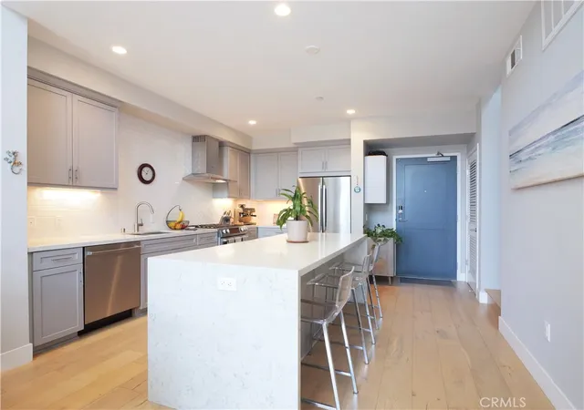 Photo 3 of Condo for sale at 1920 S Pacific Coast Hwy #312, Redondo Beach, CA 90277 | MLS# SB26126204 | Listing updated on 2026-09-29