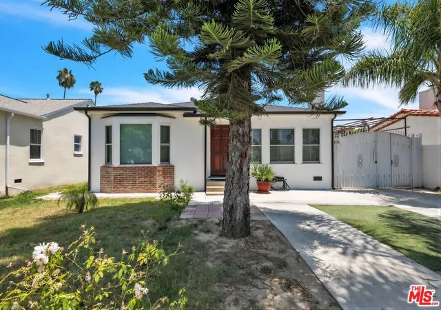 Homes for sale in Van Nuys, CA | 6718 Katherine Ave, Van Nuys, CA 91405 | MLS# 26844187
