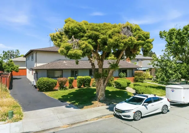 Homes for sale in Sunnyvale, CA | 651 Belladonna Ct, Sunnyvale, CA 94086 | MLS# ML82050469