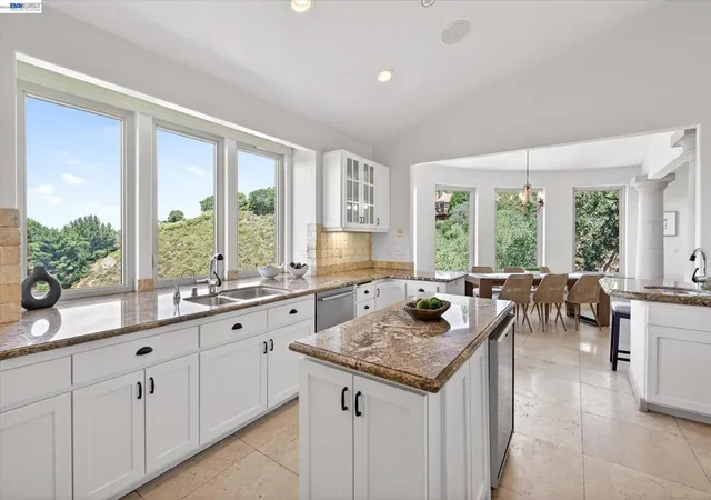 Photo 3 of Sale Pending at 2529 Biltmore Dr, Alamo, CA 94507 | MLS# 41137810 | Listing updated on 2026-09-29