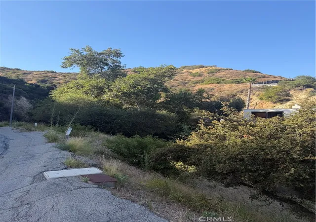 5th image of 0 Kennington Dr, Glendale, CA 91206 | MLS# GD26126442