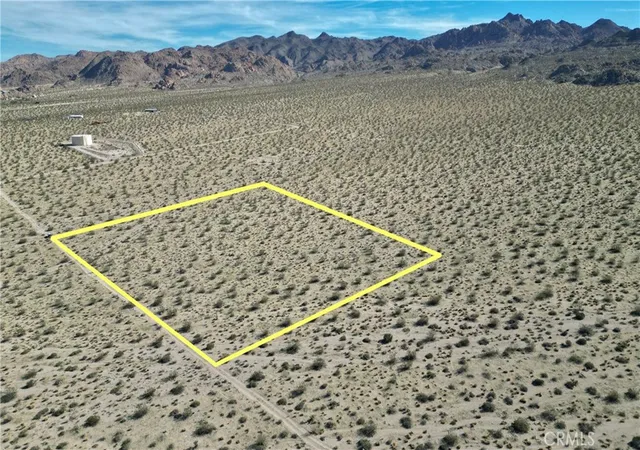 3rd image of 64755 Foothill Dr, Joshua Tree, CA 92252 | MLS# JT26126599