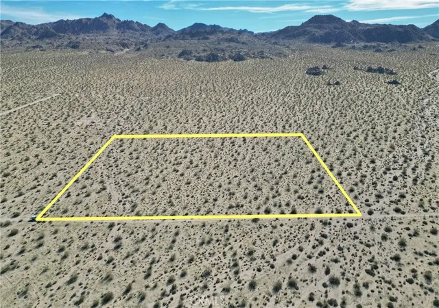 4th image of 64755 Foothill Dr, Joshua Tree, CA 92252 | MLS# JT26126599