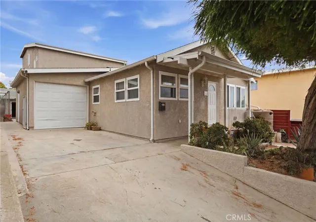 Photo 1 of Single family home for sale at 662 West 31st, San Pedro, CA 90731 | MLS# SB26126483 | Listing updated on 2026-10-03