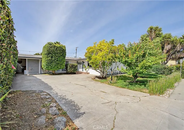 Photo 2 of Sale Pending at 2607 West 182nd, Torrance, CA 90504 | MLS# SB26077333 | Listing updated on 2026-06-30