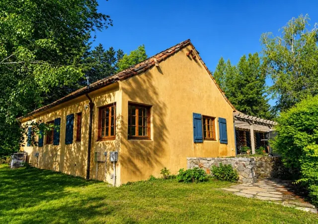 Photo 3 of Sale Pending at 18516 Skyline Blvd, Los Gatos, CA 95033 | MLS# ML82050479 | Listing updated on 2026-10-05