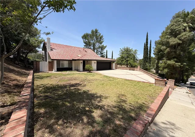 3rd image of 12829 Mclennan Ave, Granada Hills, CA 91344 | MLS# CV26119577