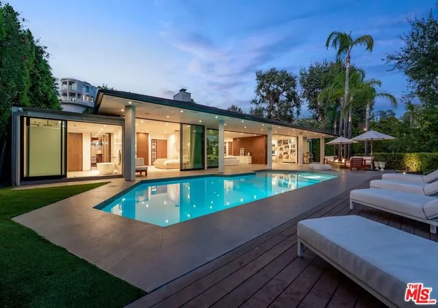 Photo 2 of Mansion for sale at 9108 Alanda Pl, Beverly Hills, CA 90210 | MLS# 26845363 | Listing updated on 2026-10-02