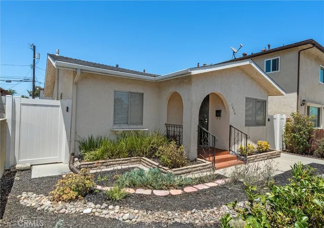 Photo 3 of Sale Pending at 1034 West 24th, San Pedro, CA 90731 | MLS# PW26126719 | Listing updated on 2026-09-23