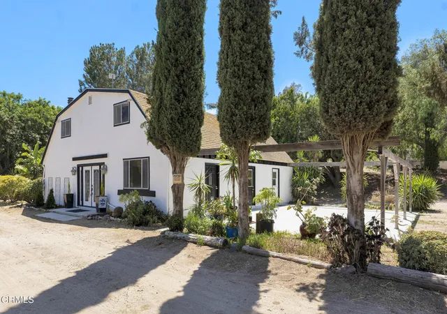 Photo 3 of Single family home for sale at 7905 Balcom Cyn Rd, Somis, CA 93066 | MLS# V1-36923 | Listing updated on 2026-09-23