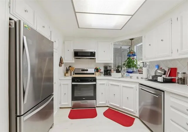 Photo 3 of Manufactured home for sale at 1050 Borregas #73, Sunnyvale, CA 94089 | MLS# ML82050501 | Listing updated on 2026-06-28