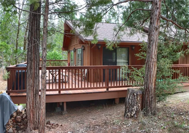 2nd image of 8041 Chilnualna Falls, Yosemite National Park, CA 95389 | MLS# FR26126813