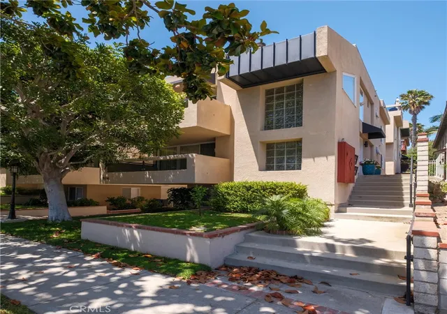 Homes for sale in Redondo Beach, CA | 816 N Juanita #B, Redondo Beach, CA 90277 | MLS# SB26125430