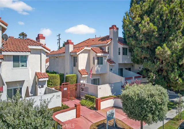3rd image of 2720 Gramercy Ave, Torrance, CA 90501