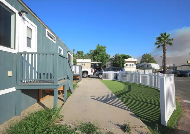 Photo 3 of Manufactured home for sale at 33848 Ave G #29, Yucaipa, CA 92399 | MLS# CV26114416 | Listing updated on 2026-09-24