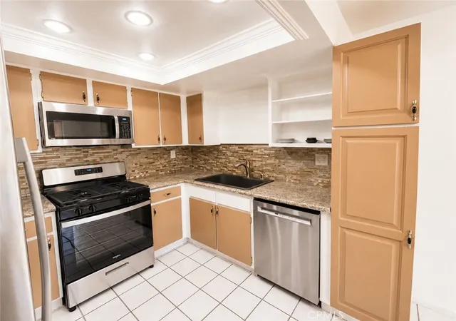 4th image of 1849 E Avenue J4, Lancaster, CA 93535 | MLS# SR26125992