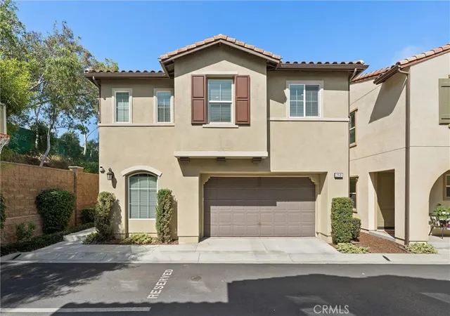 1st image of 250 W Ridgewood, Long Beach, CA 90805 | MLS# PW26115480