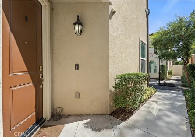 3rd image of 250 W Ridgewood, Long Beach, CA 90805 | MLS# PW26115480