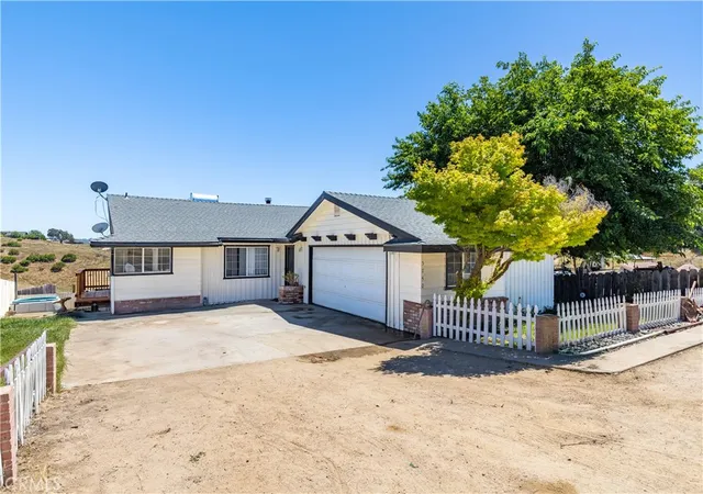 Homes for sale in Paso Robles, CA | 5740 Forked Horn, Paso Robles, CA 93446 | MLS# NS26126583