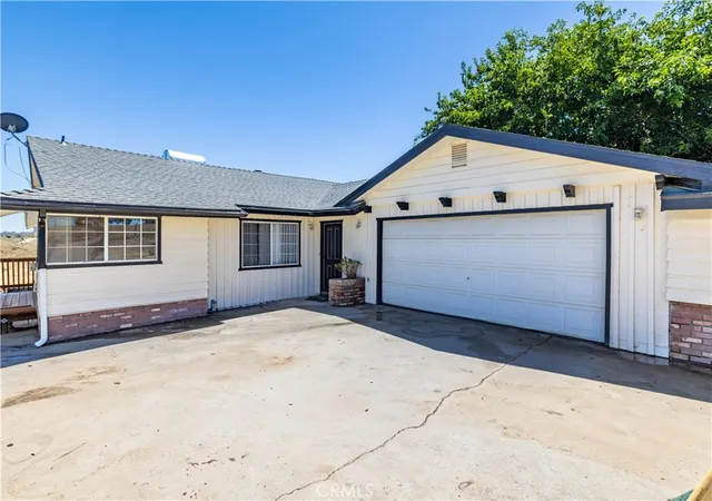 Photo 2 of Single family home for sale at 5740 Forked Horn, Paso Robles, CA 93446 | MLS# NS26126583 | Listing updated on 2026-07-15